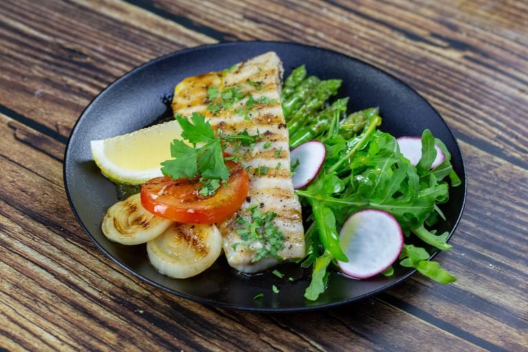 Pan Seared Mahi-Mahi with Lemon Sauce